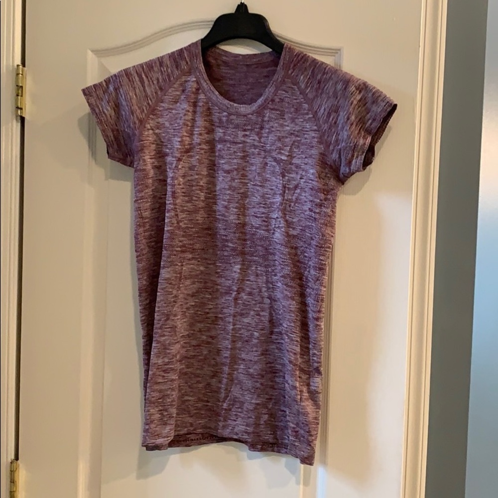 Lululemon swiftly workout top.